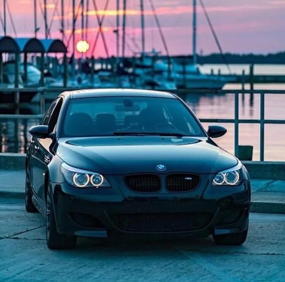 BMW e60. БМВ е60 бандитская. БМВ м5 е60. BMW m5 e60. Бмв е69