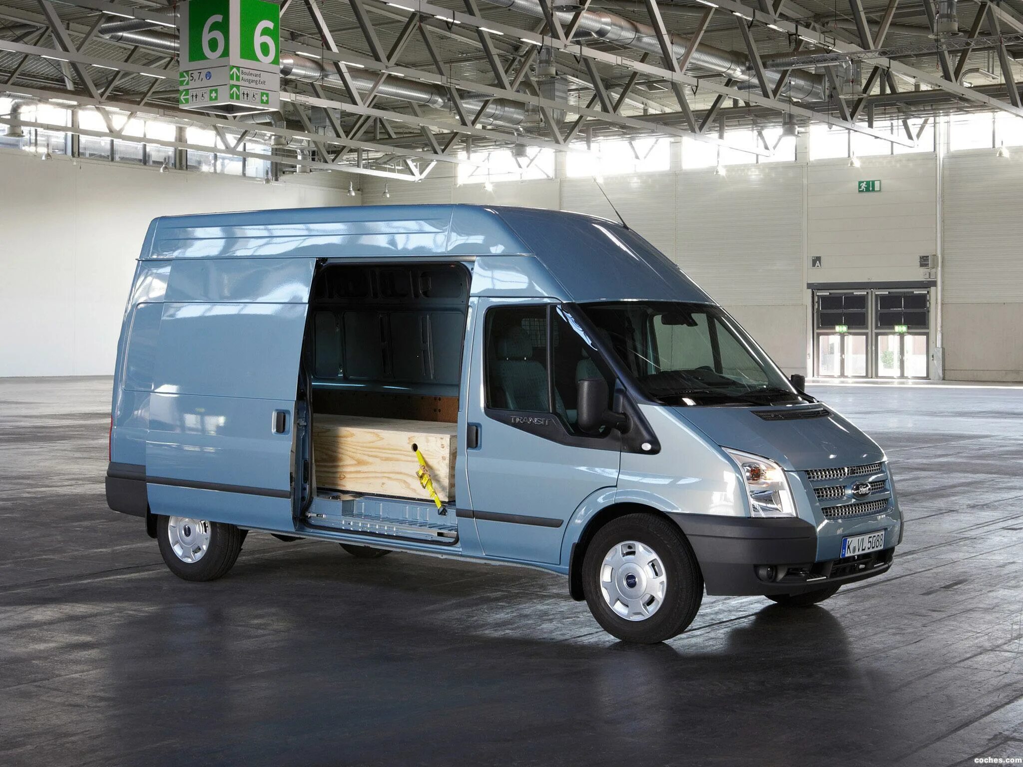 2. Группа форд транзит. Ford transit 2006. Форд транзит комби 2006. Группа форд транзит.