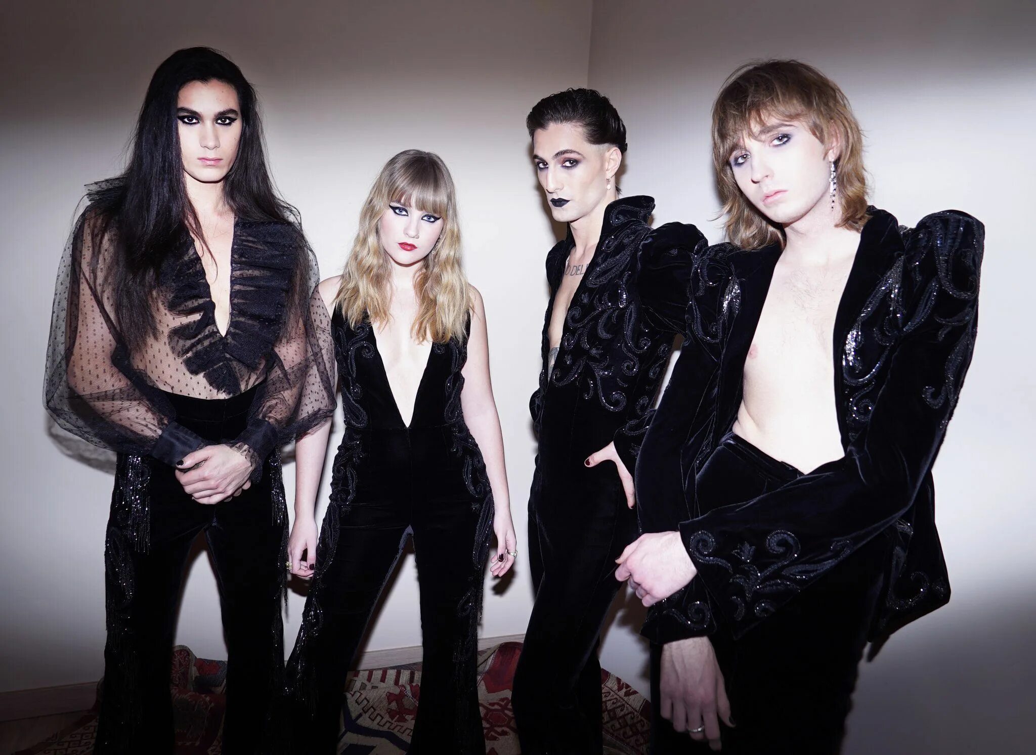 Maneskin группа 2021. Maneskin группа Италия. Måneskin Евровидение 2021. Выступление группы из италии