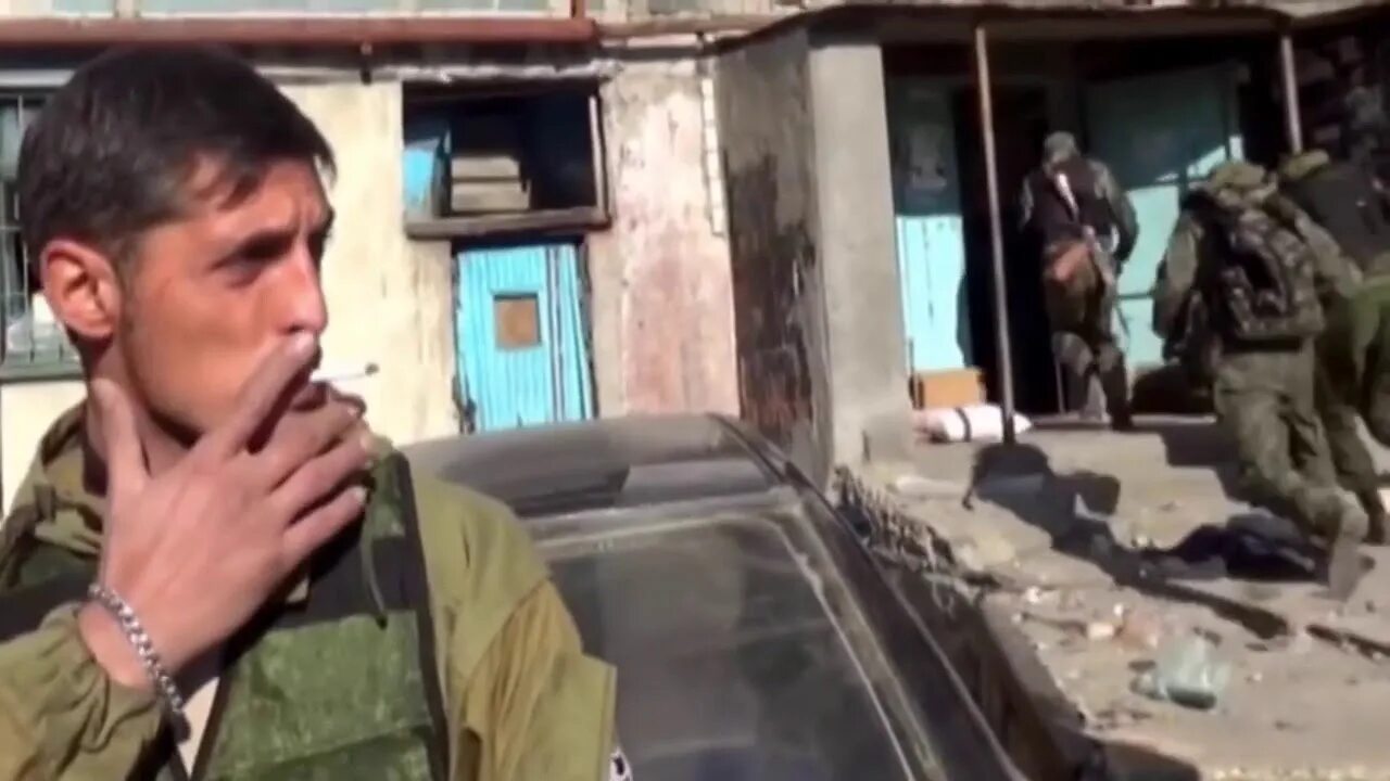 Гиви моторола захарченко. Песня про гиви. Zеленский vолодимир. Чичерина и моторола. Гиви и моторола.