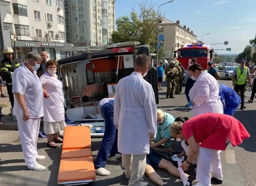 Происшествия в городе. Липецк скорая. Фельдшер скорой медицинской помощи.