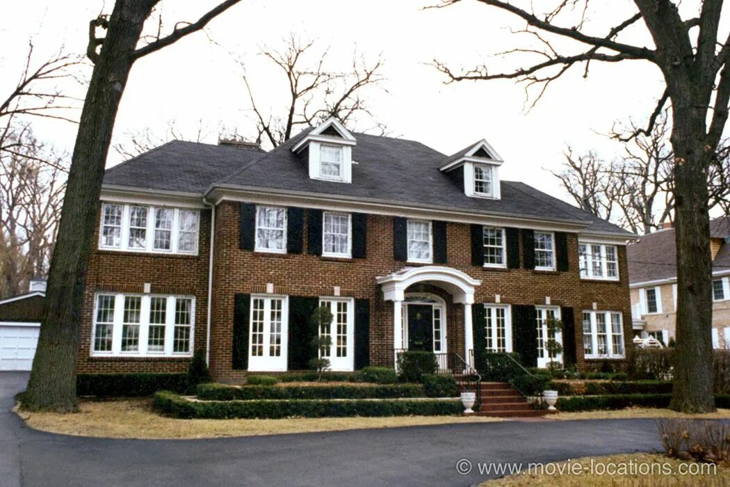 6 movie homes we wished we lived in Home alone movie, Home decor, Home alone