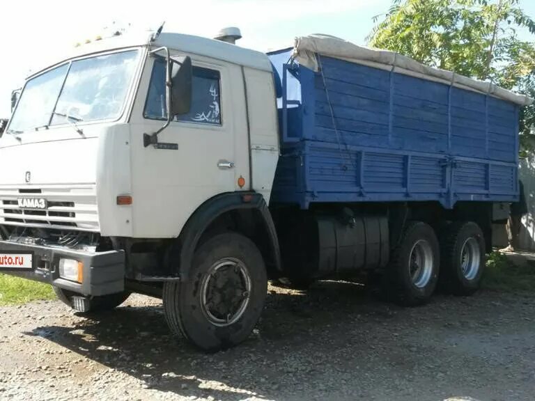 камаз 53215 с трёхосным прицепом. камаз 4310 зерновоз. авито камазы зерновозы б. камаз 5320 1991 года выпуска. серый камаз 53212 зерновоз.