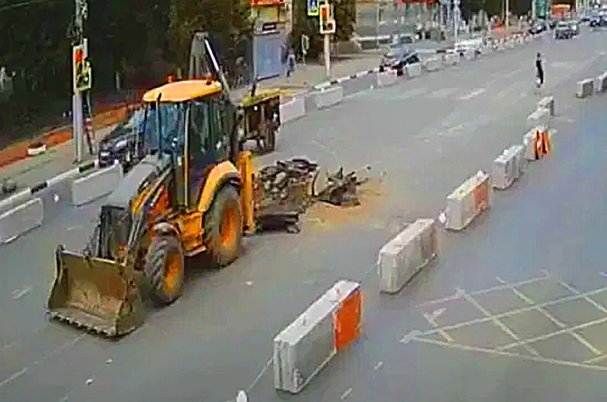 Ремонт первомайского проспекта. Рязань где сейчас ведут работу ремонта теплотрасс.
