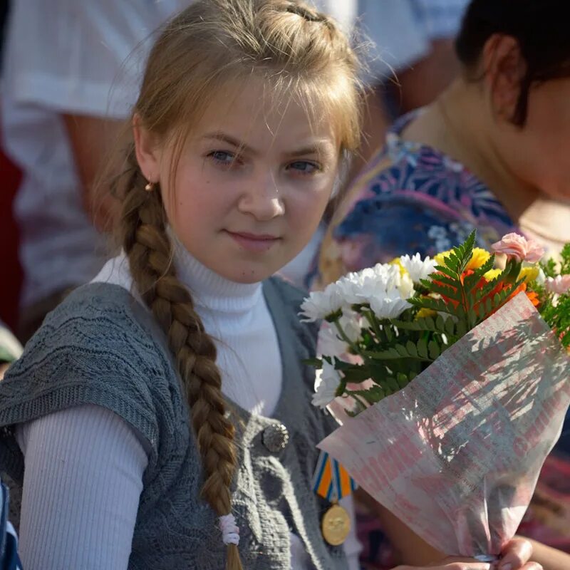 Семиклассницы в школе. Красивые восьмиклассницы. Восьмиклассница. Девочка 6 классница. Девочки восьмиклассницы.