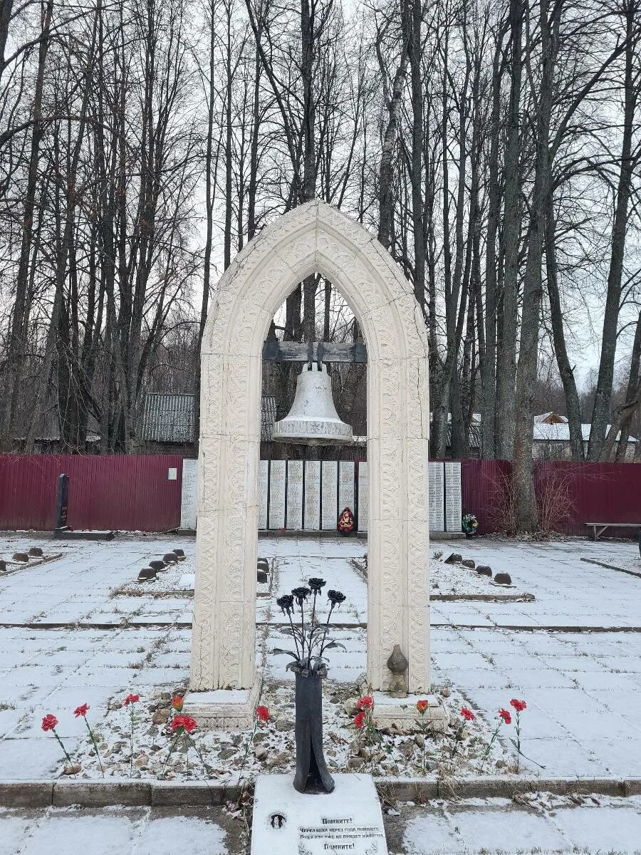 Молодой туд тверской области. Молодой туд Тверская область. Молодой туд Тверской области кладбище. Село молодой туд Тверская обл. Молодой туд Оленинский район.