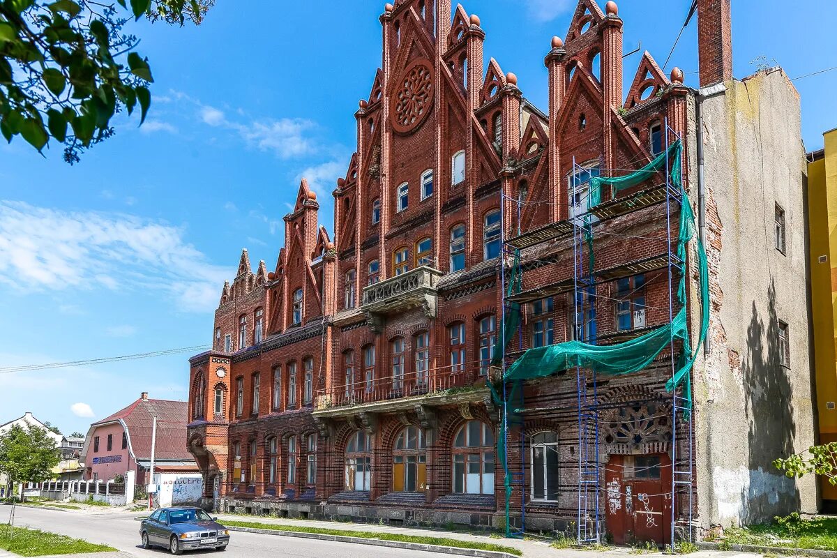 Современный гусев. Гусев архитектура Калининград. Гусев (город). Гусев Калининградская область архитектура. Гусев Калининград здания.