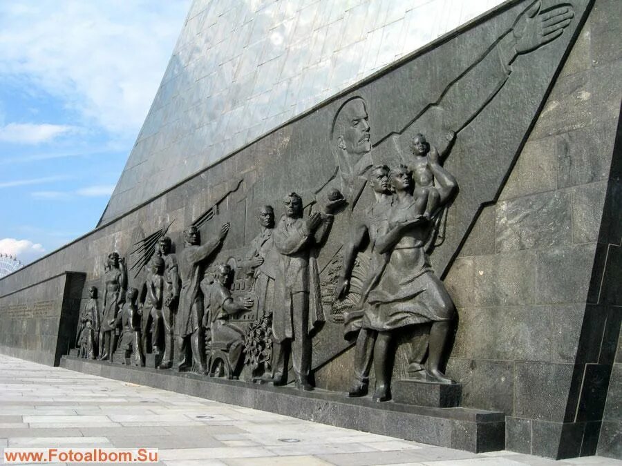 храм вс рф барельефы. коминтерна. горельеф слава балтики. горельеф парк победы. тысячелетие россии горельеф сергия радонежский.