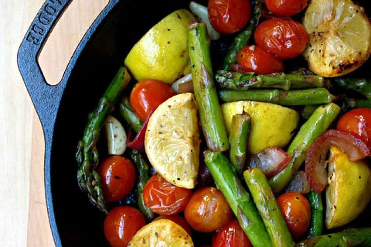 Что приготовить без мяса и овощей. Классное блюдо. Котлеты без мяса из картофеля и яиц. Горячие блюда. Что приготовить на обед быстро без мяса.