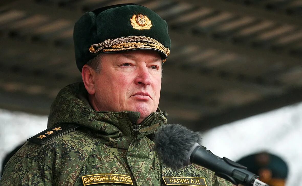 URA.RU: Какие чувства скрывает генерал Лапин и с чем не в силах смириться