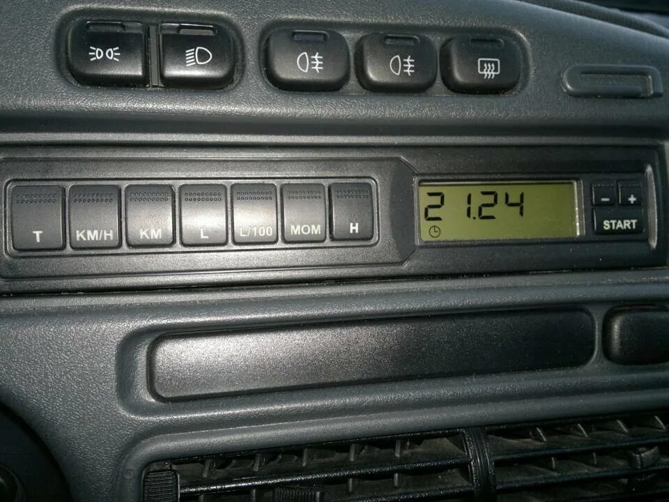 Бортовая сеть ваз 2114. Штатный бк ваз 2114. Бортовая сеть ваз 2114. Маленькое напряжение сети ваз 2110. Бортовой компьютер штат ваз 2114.