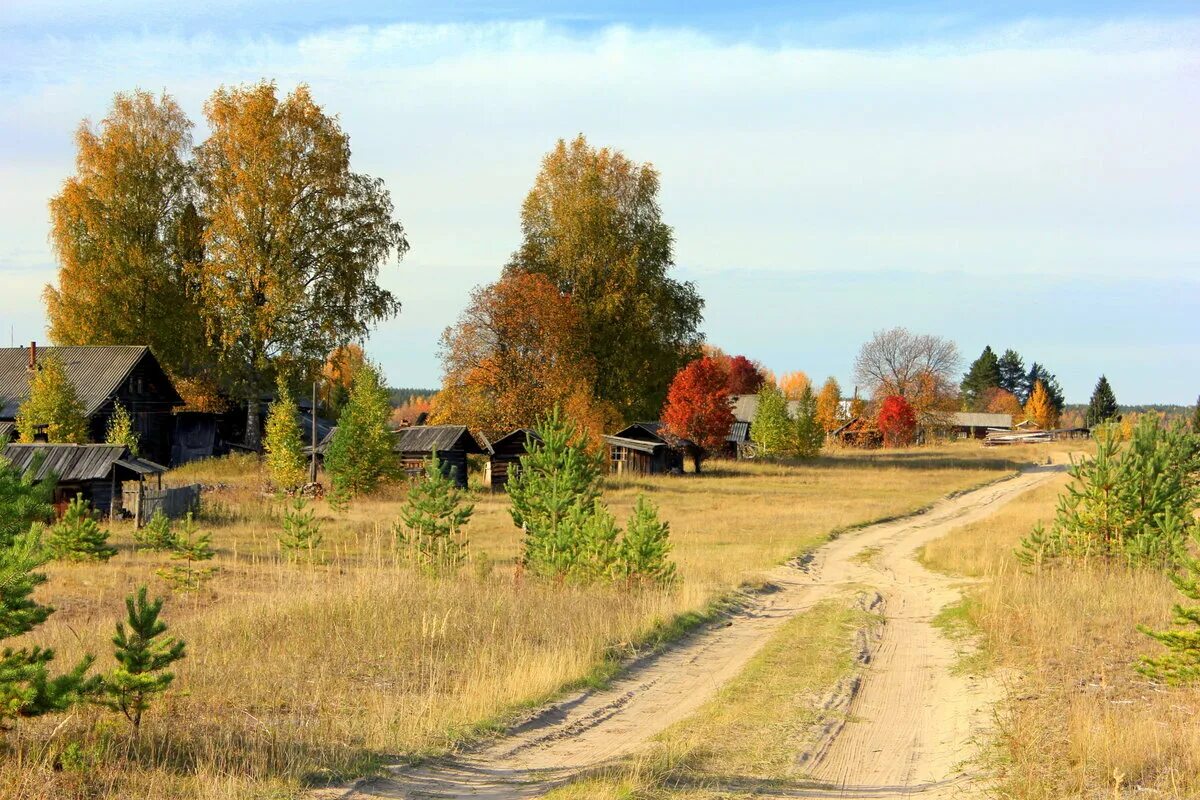 Природа деревни видео. Осенняя глубинка село деревня. Деревня деревеньки Ивановской области. Осень в деревне. Пейзаж деревни.