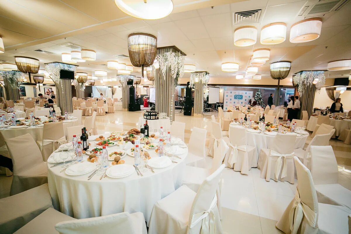 Ресторан вега измайлово свадьба. Вега банкетный зал. Вега измайлово банкетный зал. Вега курск ресторан. Вега трансформер зал.