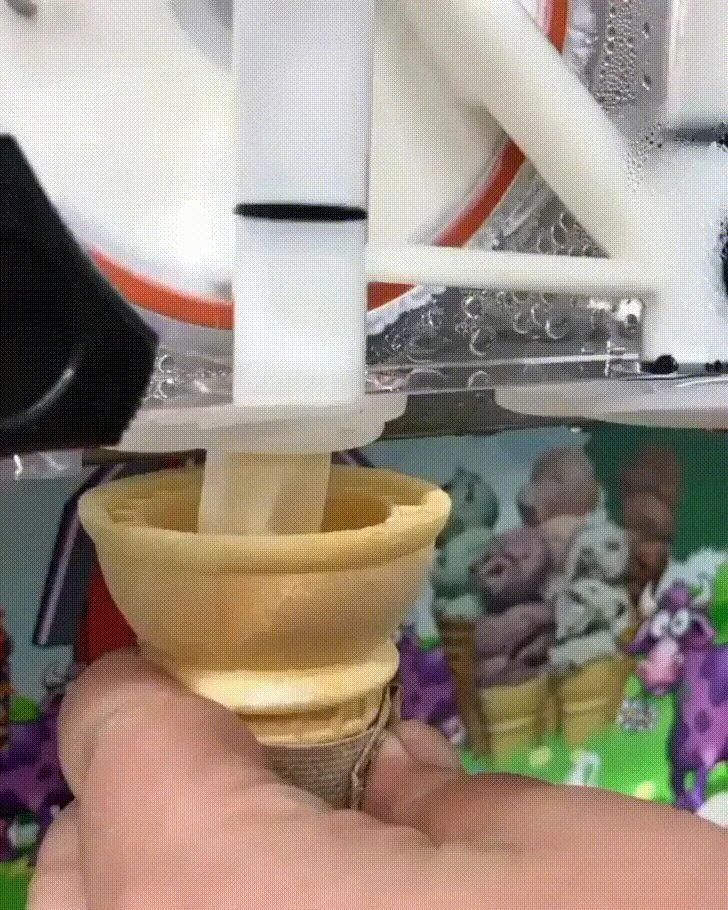 Ice machine gif. Strawberry ice cream machine gif гифка. ice cream machine гифка. гиф ice cream machine gif. strawberry ice cream machine gif фулл.