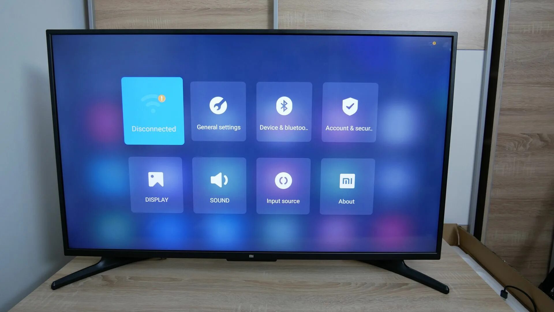 Телевизор xiaomi mi tv q1 75". Xiaomi mi tv 3. Телевизор xiaomi 4а 32 коробка. Xiaomi 4a телевизор. Телевизор xiaomi.