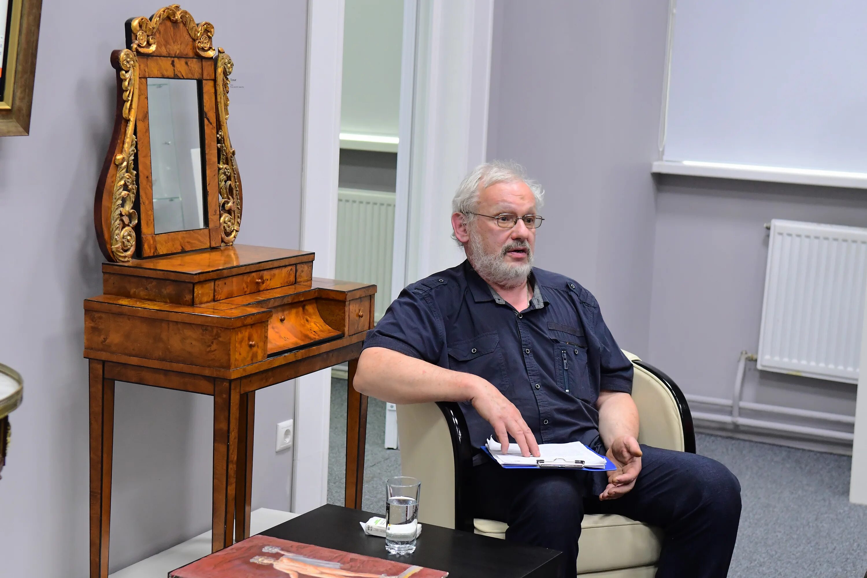 Виталий вульф. Екатерина журбина искусствовед. Виталий вульф российский искусствовед. Золотов андрей андреевич. Гербеев виталий яковлевич.