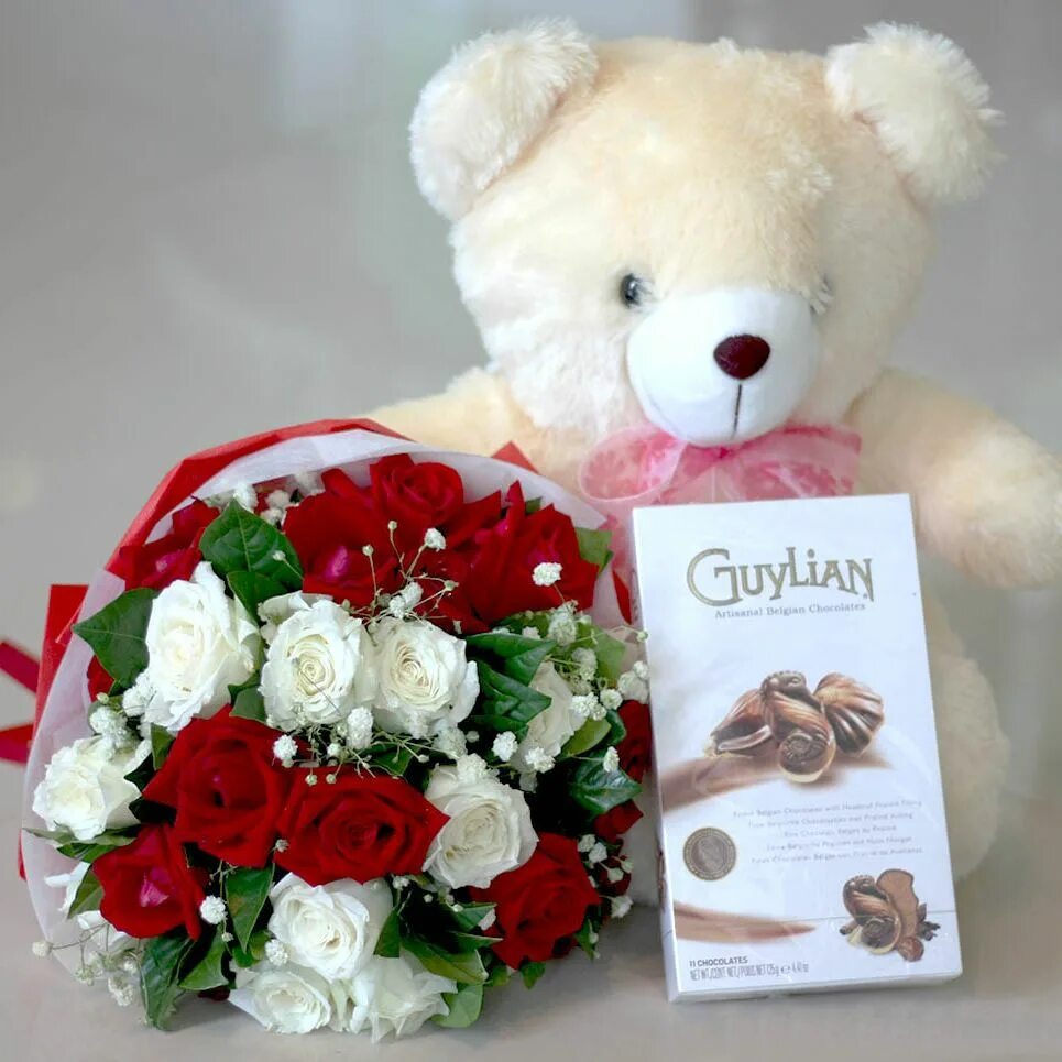 Teddy with Flowers. Плюшевый мишка среди цветов. Teddy Bear Gifts Box Sets. Bear with Flower.