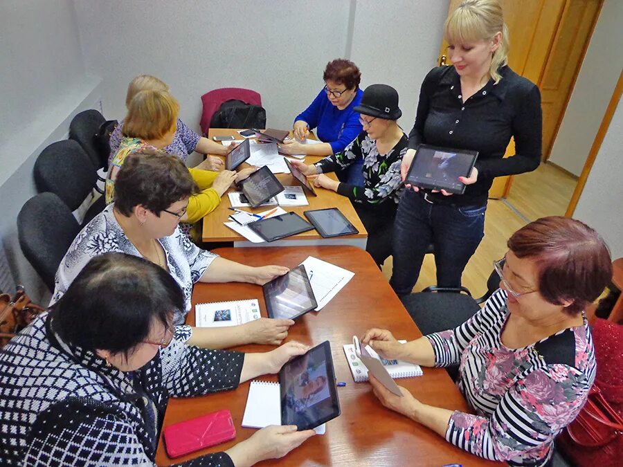 Пенсионный фонд арсеньев телефон. Пенсионный фонд владивосток советский район кирова 23. Гу управление пенсионного фонда. Пфр владивосток. Пенсионный фонд арсеньево номер телефона.