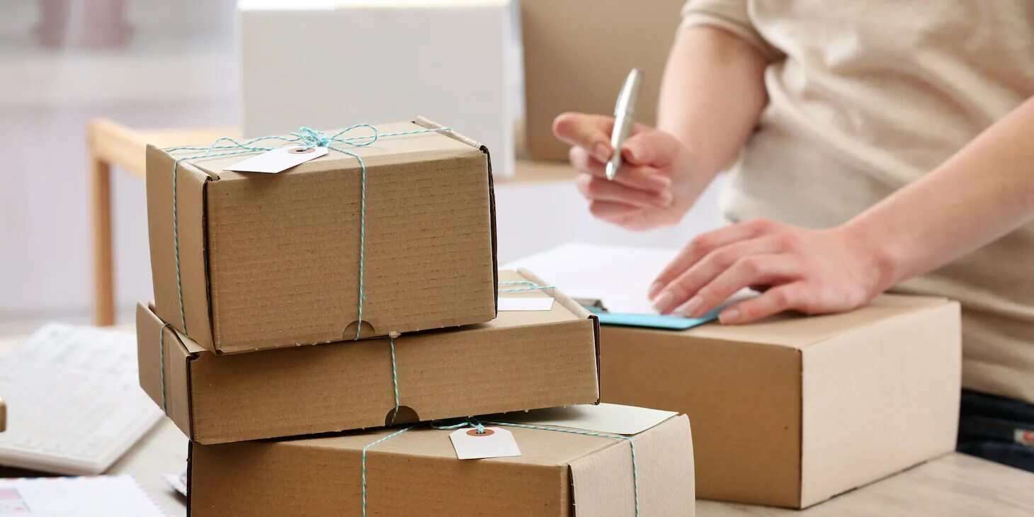 Почтовое отправление с наложенным платежом. Упаковка посылки. Посылка. Как сделать доставку посылки. Как отправитьпоссылку.