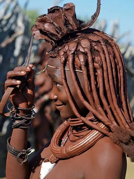 Tribe himba купить. Племя Химба в Африке. Дикие племена Африки Химба. Племя Химба женщины. Племя Химба грудь.