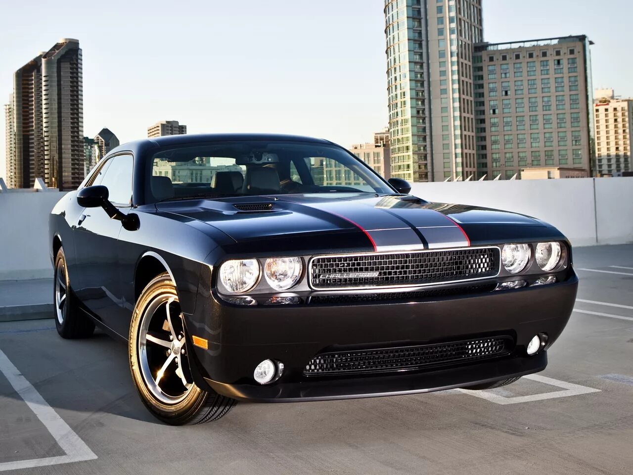 Dodge challenger 2010. Dodge challenger 2007. доджи 3 поколение. доджи 3 поколение. Dodge challenger srt8.
