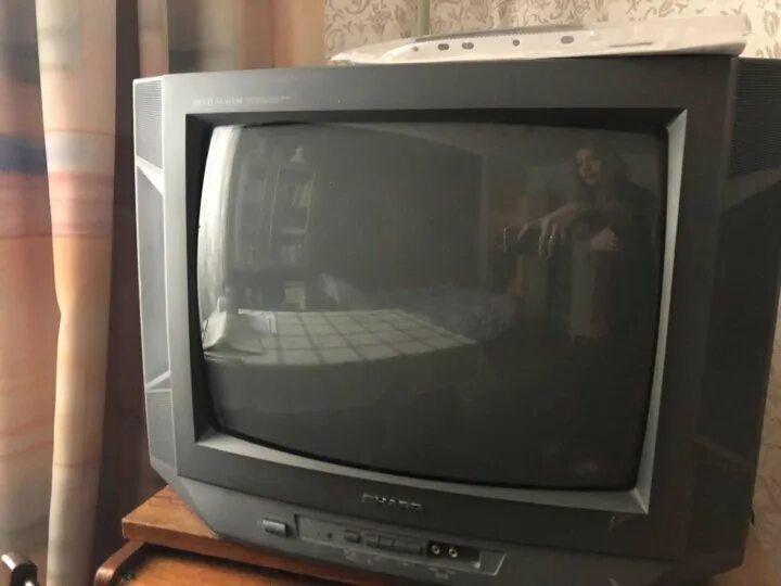 Телевизор Sharp 2004. Телевизор Sharp серый. Телевизор Sharp 143x80. Телевизор Шарп 2004 года. Телевизоры 2004 года