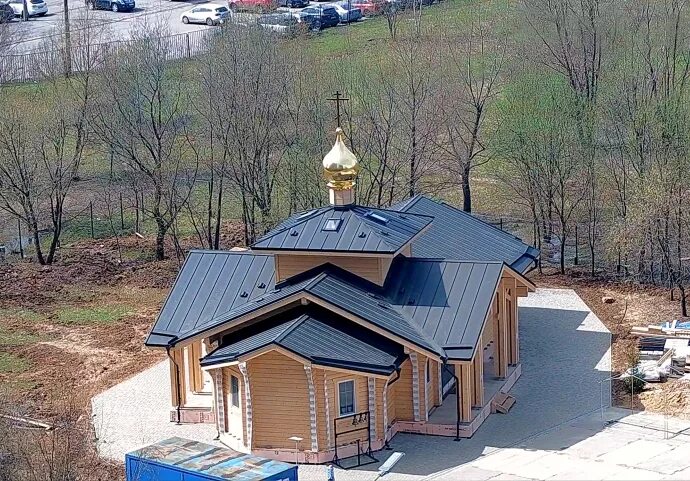 Царственных страстотерпцев ясенево. Храм святых страстотерпец в Ясенево. Храм Царственных страстотерпцев в Ясенево. Храм Царственных страстотерпцев в Южном Измайлово. Храм страстотерпца Николая в Аннино.