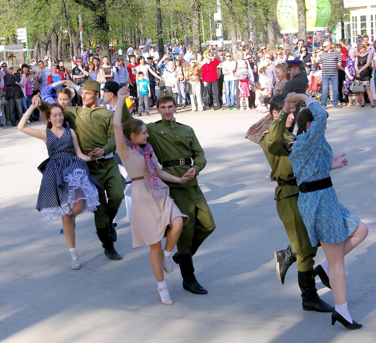 Танцы военных лет