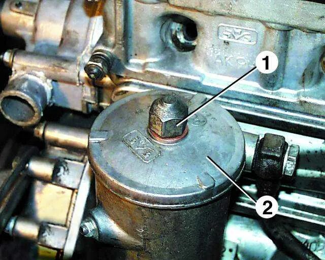 Масло в газель 402. Масляный фильтр ГАЗ 3110 402 двигатель. Масляный фильтр двигатель ЗМЗ 402. Фильтр масляный Волга 402. Фильтр масляный 402 движок.