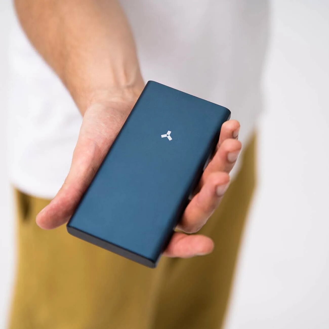 Внешний аккумулятор accesstyle lava 10d. Accesstyle power bank 10000. повербанк accesstyle 20. портативный аккумулятор accesstyle lava 10d синий.