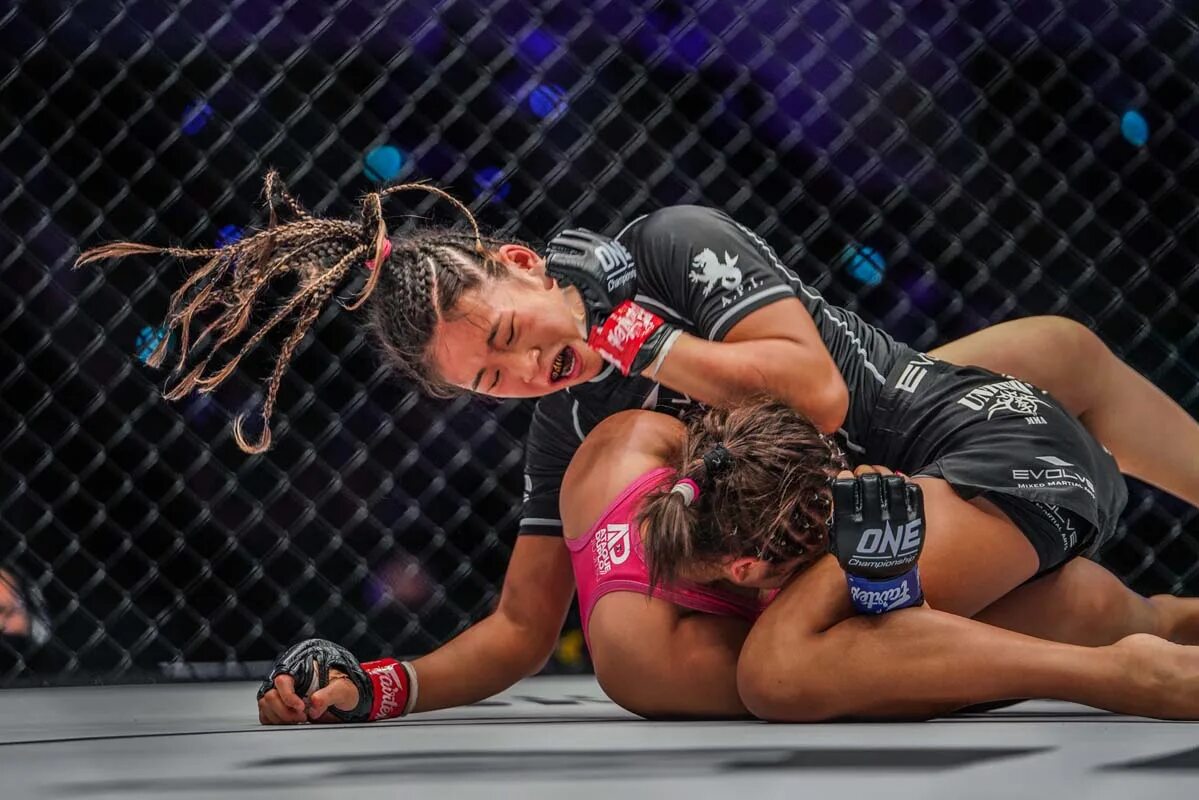 Victoria souza. Victoria Souza MMA. Victoria Lee Fighter. Victoria Lee UFC.