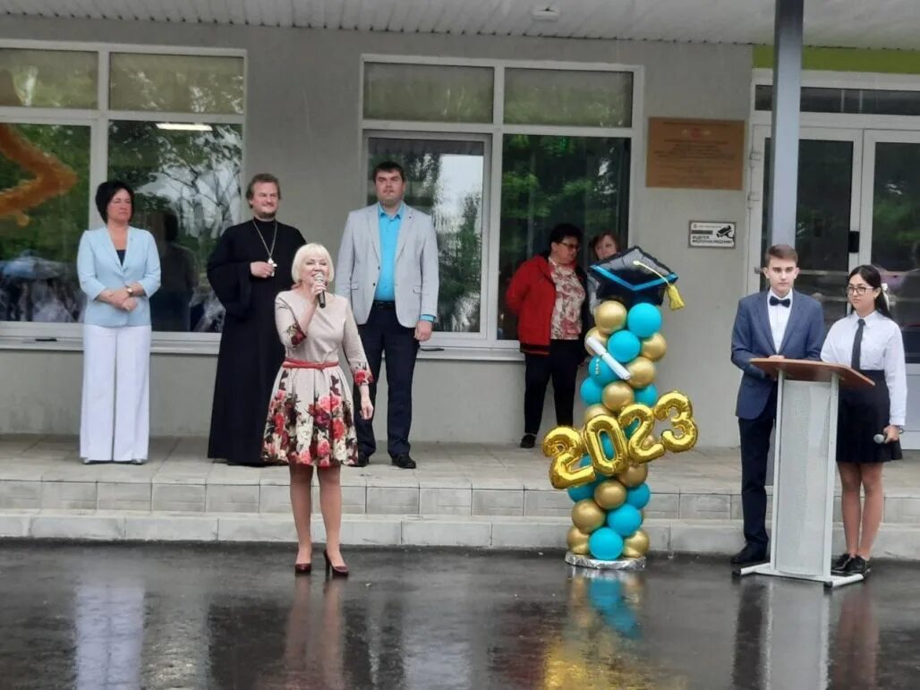 Домодедовская школа 12 жк домодедово парк. Школа 12 домодедово. Домодедовская сош школа номер 12. Школа 12 домодедово парк. Домодедовская школа 12.
