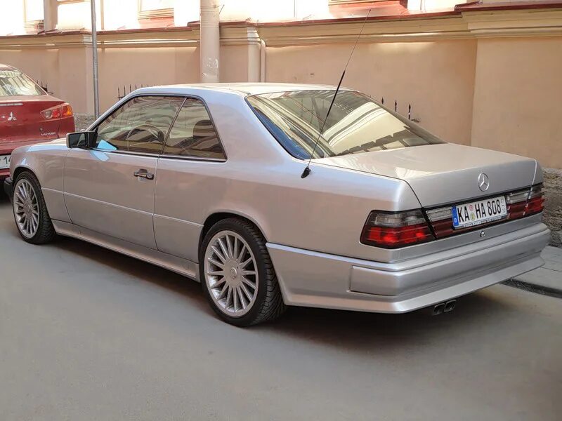 Mercedes w124 Coupe. Мерседес w124 купе. Мерседес 124 купе. Бленда Мерседес 124. Купить мерседес 124 купе