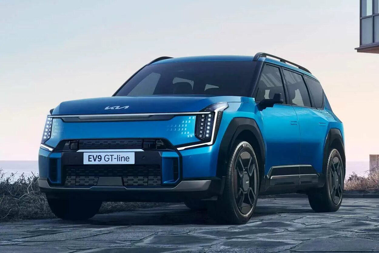 Зил завод 2023. Новинки авто 2023. Новые модели автомобилей 2024. Машины 2024 года новинки. Самые доступные автомобили в 2024.
