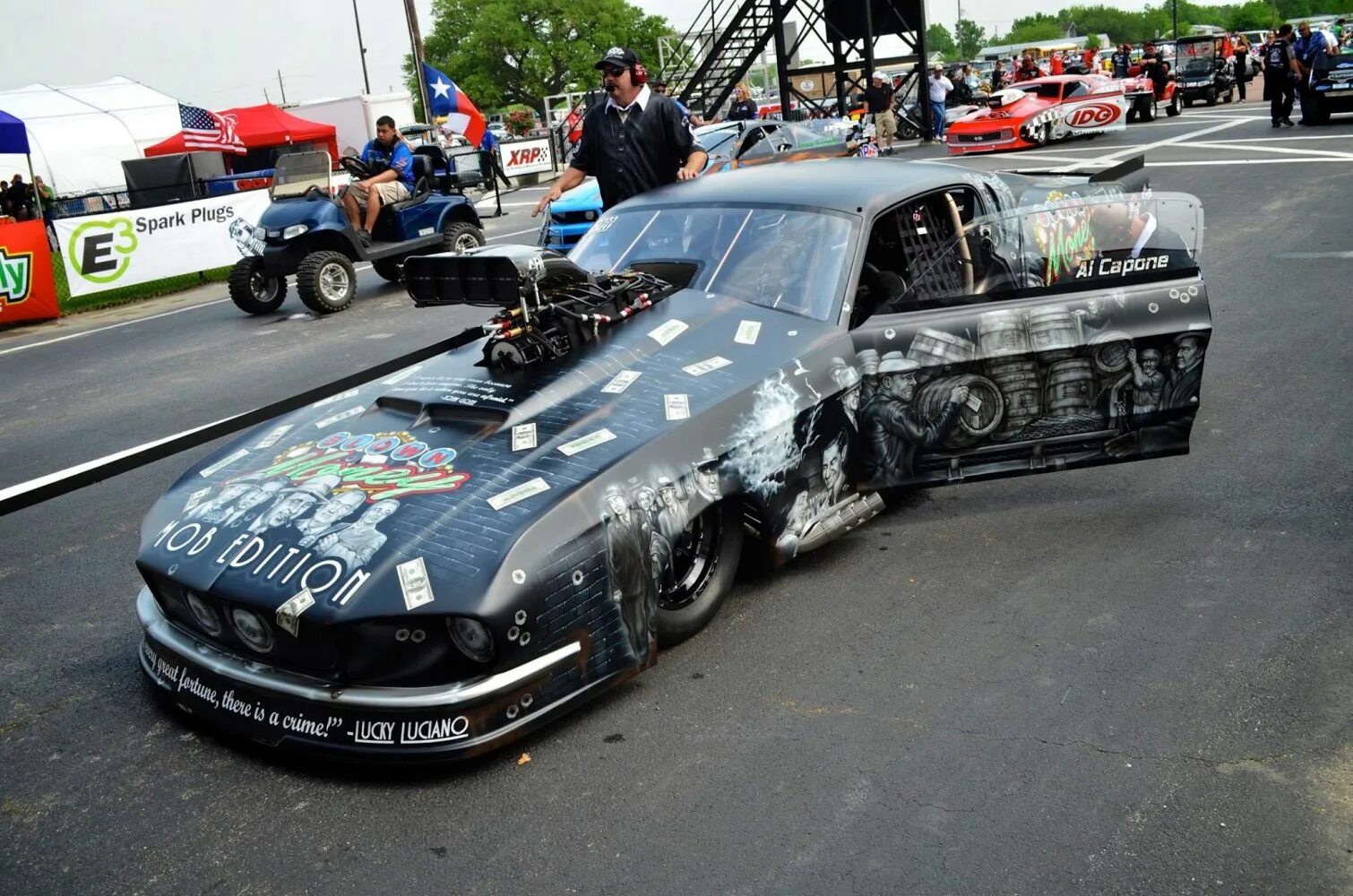 Драг. Драг гонки 70ых. Драг рейсинг в тушино 2008 год. Драг рейсинг класс. Необычные дрэг машины.