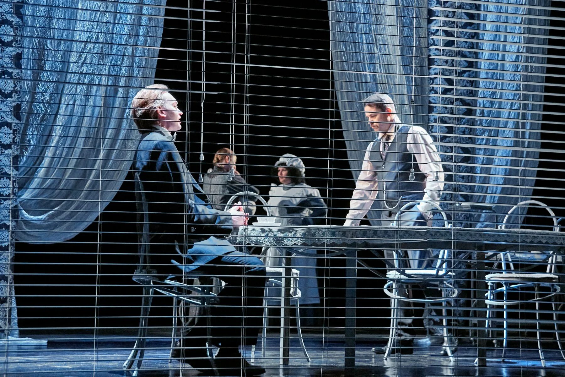 недосягаемая спектакль старый оскол театр. спектакли старый оскол. старооскольский театр. старооскольский театр спектакли. вешние воды спектакль старый оскол.