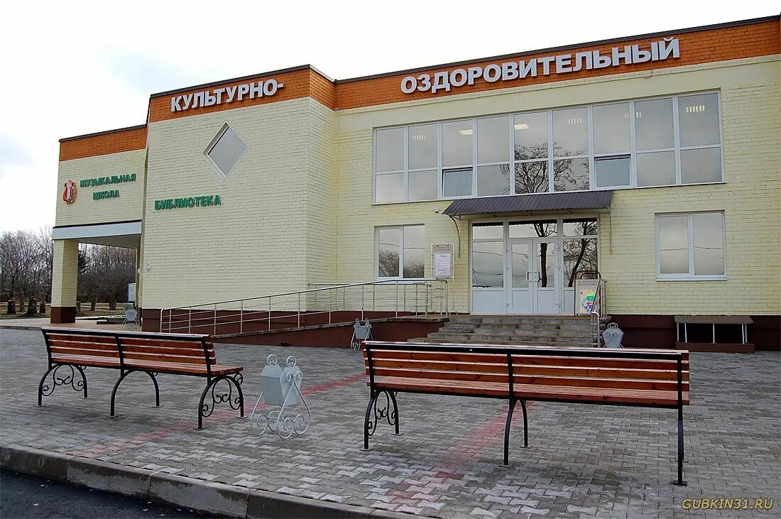 культурно оздоровительный комплекс. село бобровы дворы губкинский район. культурно оздоровительный комплекс. моховое алтайский край ключевский район. озеро моховое алтайский край ключевской район.