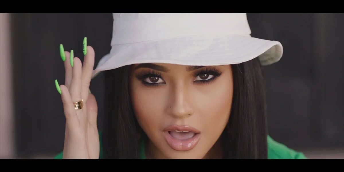 Cannot g. Becky g. Becky g Green Light go. Becky g клипы. Becky g клип в Лос Анджелесе.