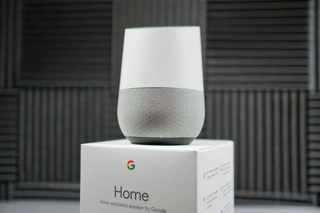 Голосовой дом. Голосовой помощник Google Home. Умный дом гугл ассистент. Колонка Smart Home. Google Assistant колонка.
