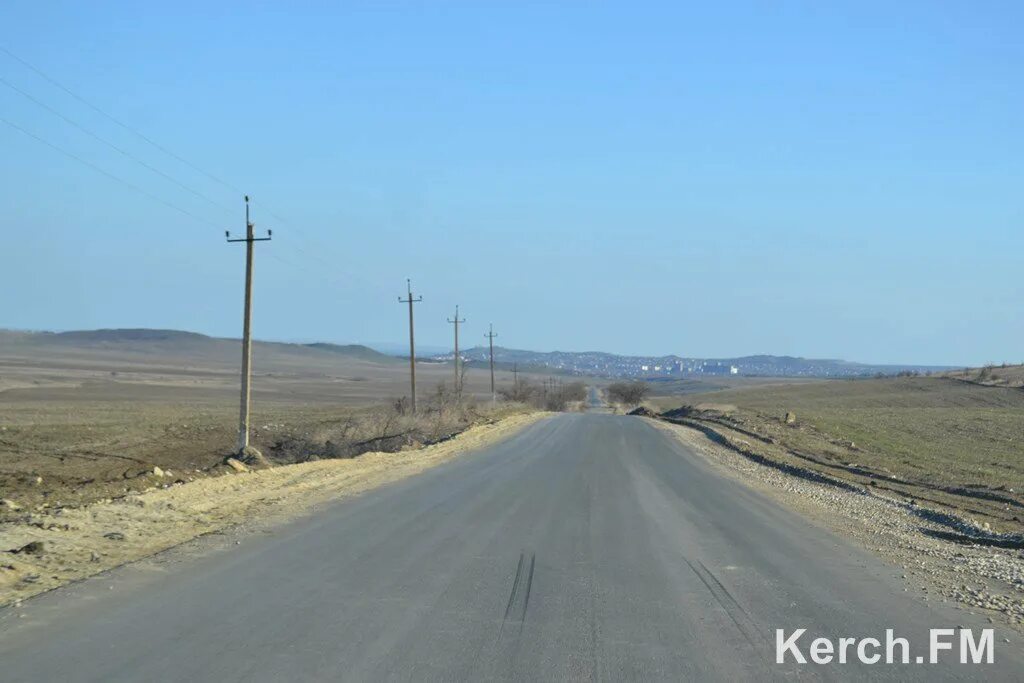 Дорога в керчи. Керчь поселок курортное. Село курортное керчь фото. Курортное под керчью. Дорога в керчи.