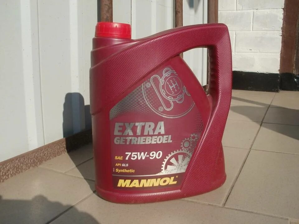 Какое масло лить в приора. Mannol extra 75w90 gl 5 getriebeoel. mannol extra getriebeoel 75w-90. масло в кпп приора 16 клапанов. какое масло заливать в кпп приора 16.