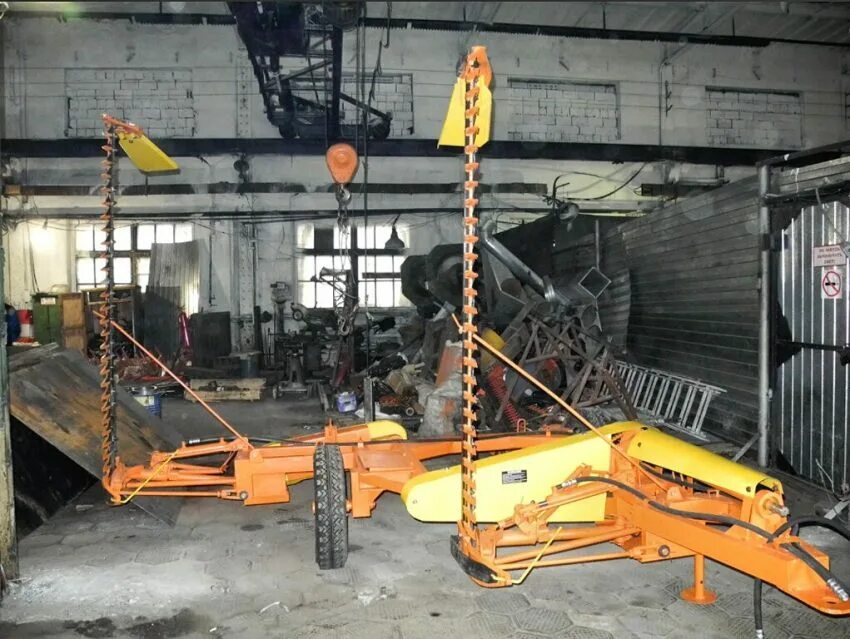Косилка сельхозмаш крн-2. Косилка заря крн-1м. Косилка двухбрусная ксп 2-2. Косилка завод автотехнологий крн-2. Привод крн 24.