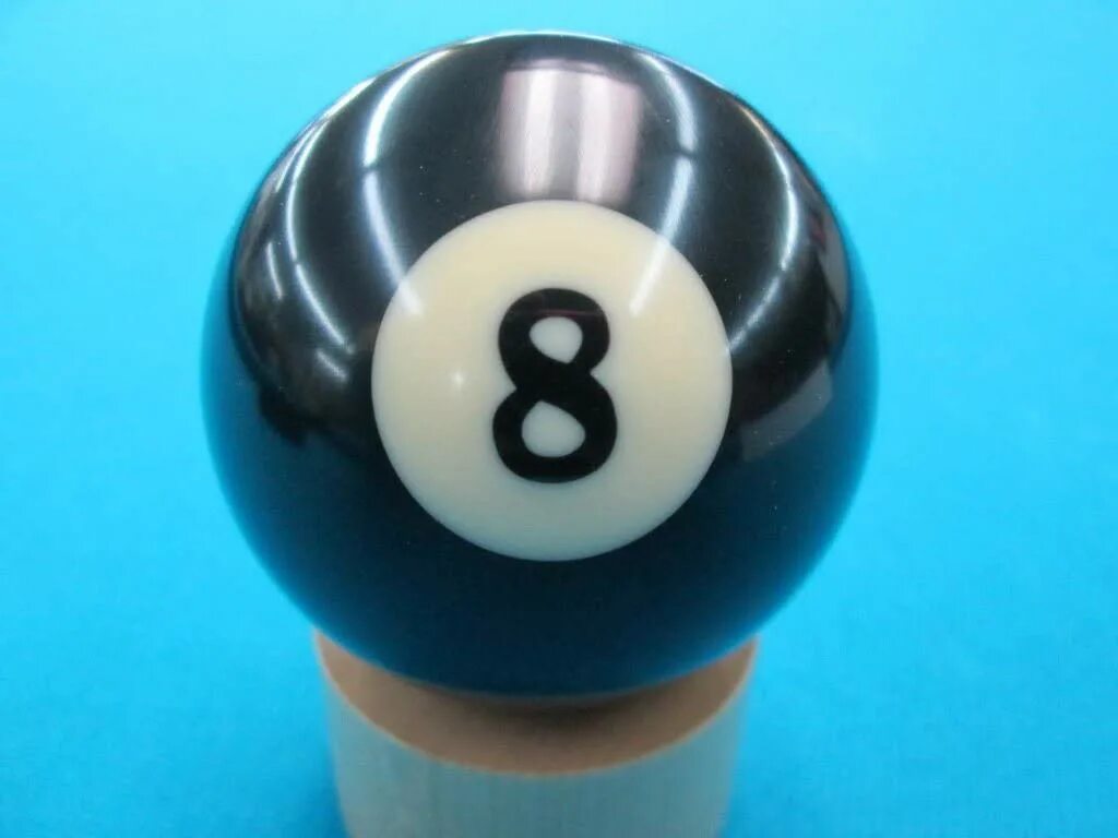 8 одноцветных шаров и 8 полосатых. Бильярд "8 Ball Pool". Шар для бильярда 8. Бильярдные шары. Бильярдные шары для пула 8.