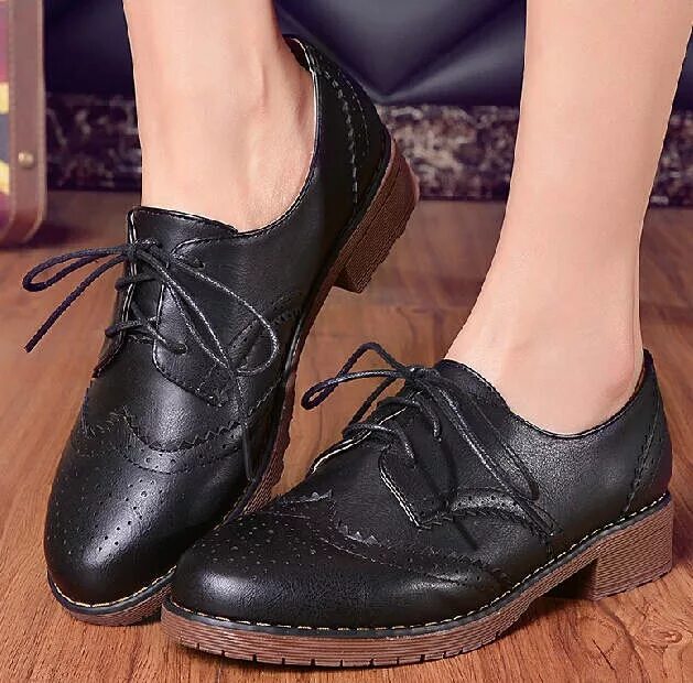 ботинки таккарди женские демисезонные. женские ботинки в мужском стиле. классическая обувь для девушек. классические женские ботинки на шнуровке. классические полуботинки женские.