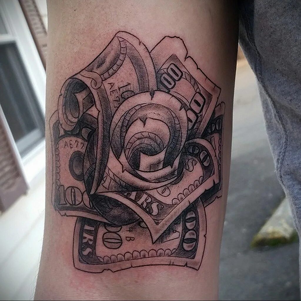 Тату к деньгам мужские. Тату карты. Тату доллар эскизы. Тату деньги значение. Тату деньги.
