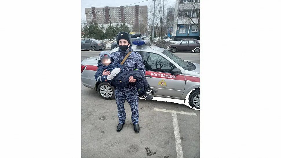 Патрульный росгвардии. Охрана квартиры росгвардией в москве. Росгвардейцы в москве. Фгуп охрана форма. Цсн вневедомственной охраны росгвардии москва.