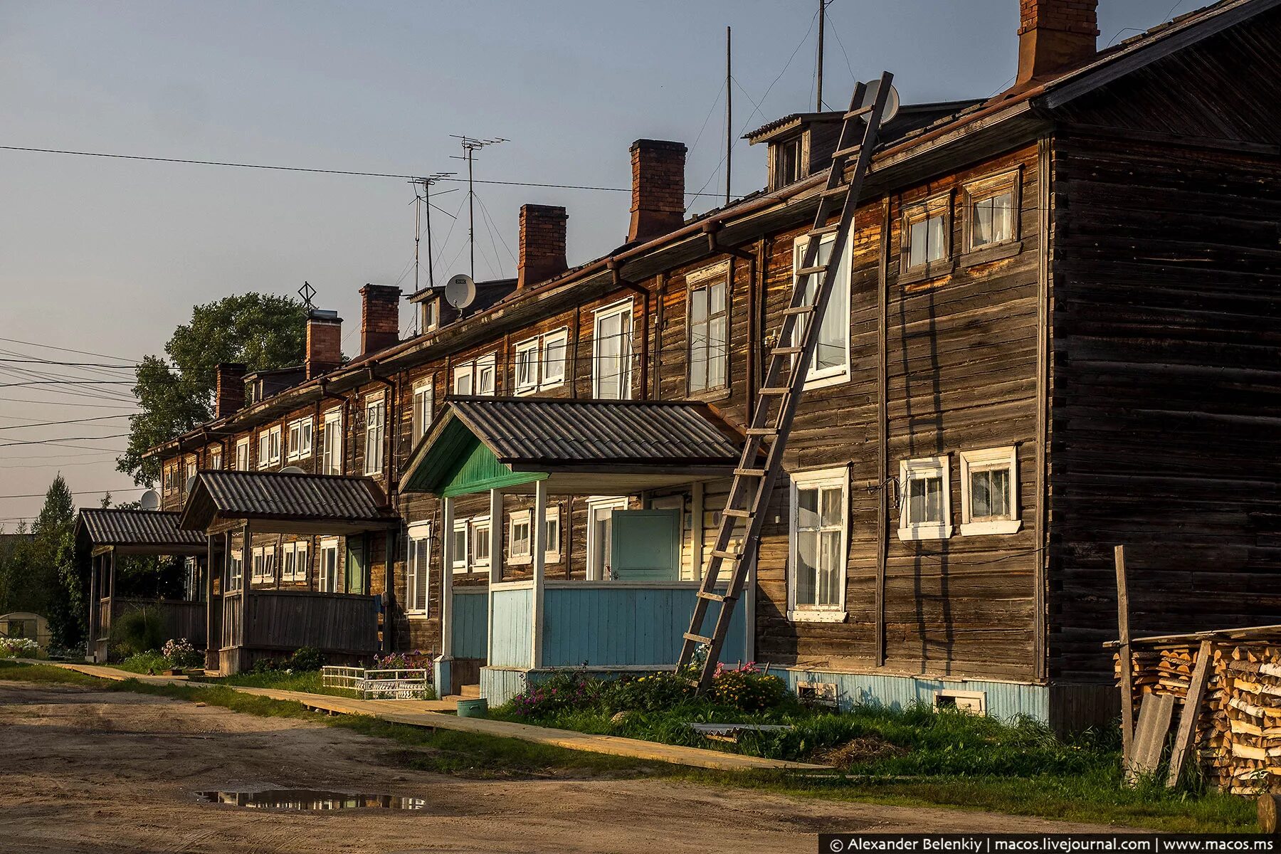 Как живут русские в россии. Россия за МКАДОМ. Жить в городе. Как жить в городе. Проживать в городе.