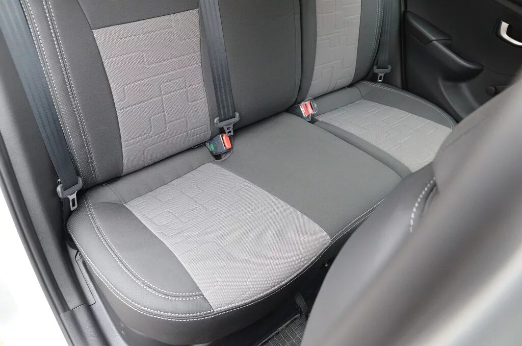 Снятие сидений тибурон. Чехол на заднее сиденье. Как одеть чехлы на сиденья хендай. Как одеть чехлы на сиденья хендай. Хендай i30 универсал детское кресло.