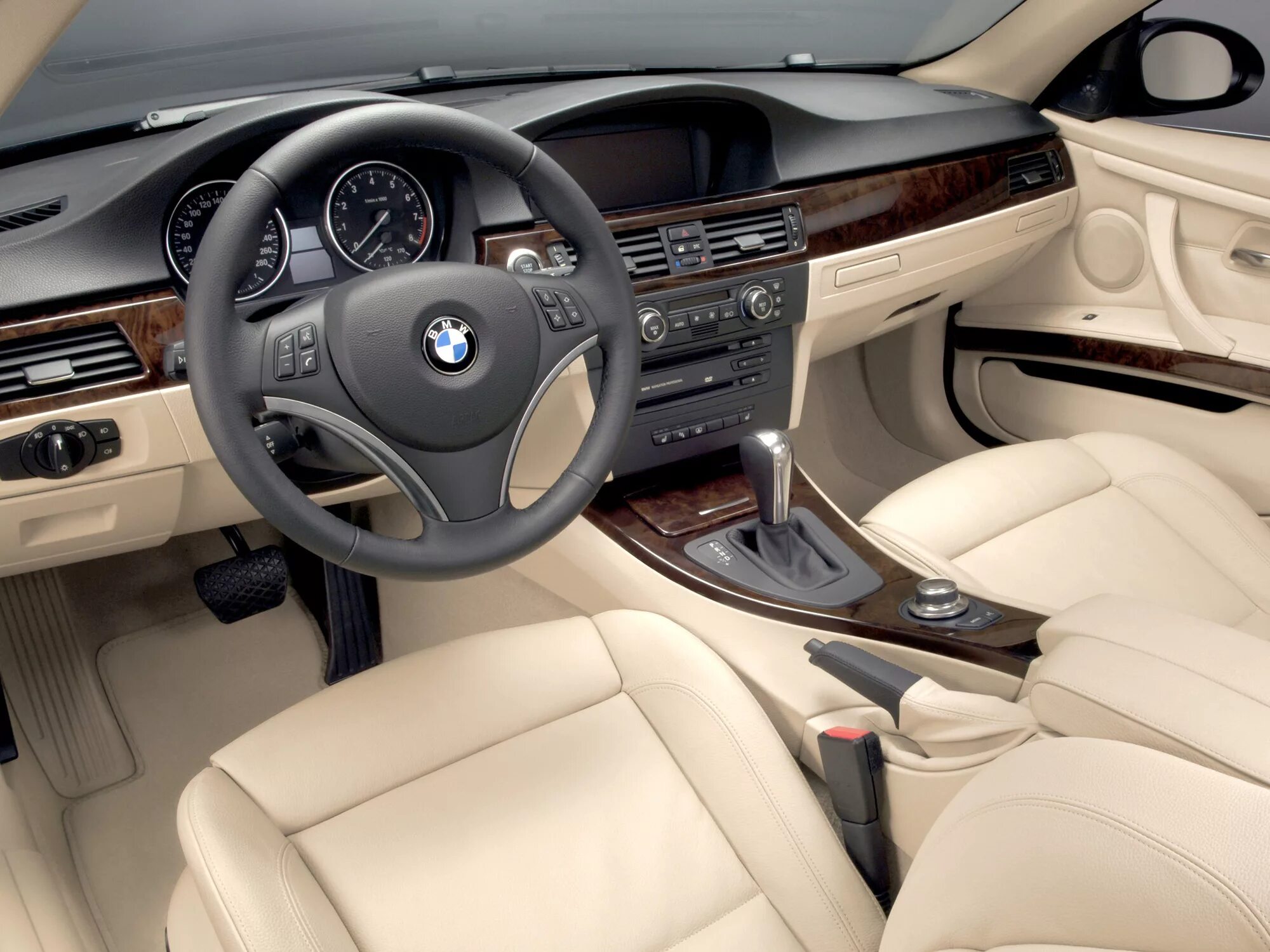 BMW e92 салон. BMW 335i салон. BMW 335 e92 салон. BMW e92 Coupe салон. Купить бмв с салона