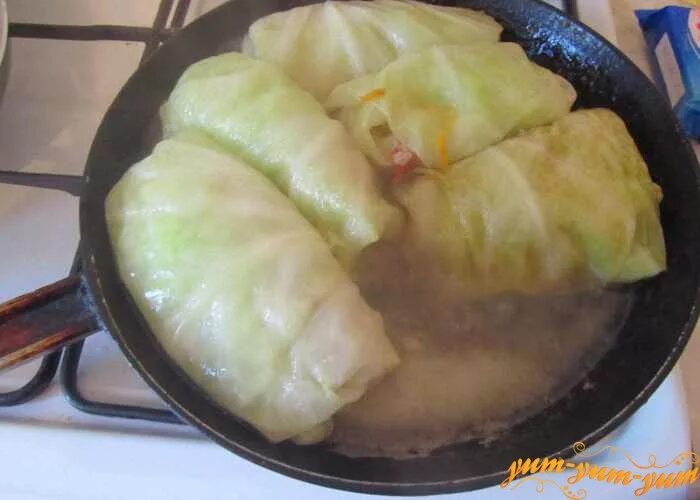 голубцы из замороженной капусты. голубцы геншин. кастрюля для голубцов. голубцы в кастрюле. голубцы виды.